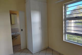 To Let 1 Bedroom Property for Rent in The Connifers Western Cape